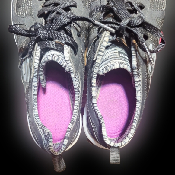 Ladies 8.5 Sketch-Flex Athletic Shoes - Picture 3 of 4